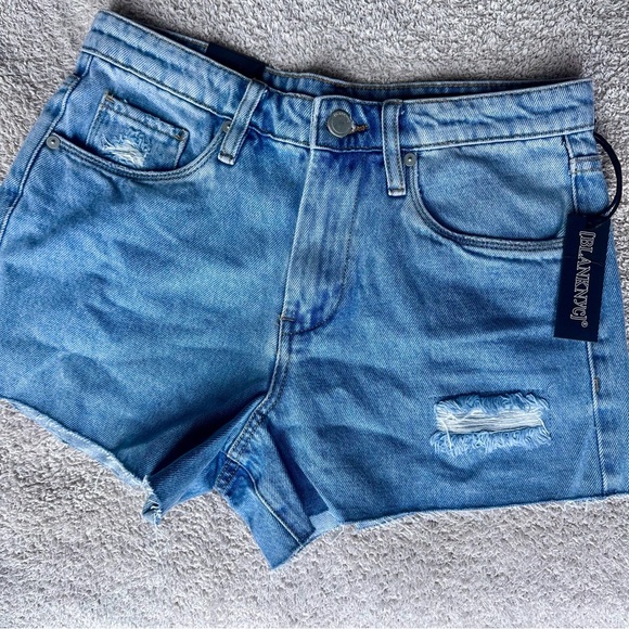 NWT - Blank NYC - Women's The Barrow - Vintage High-Rise Short - Size 27 - Picture 1 of 7